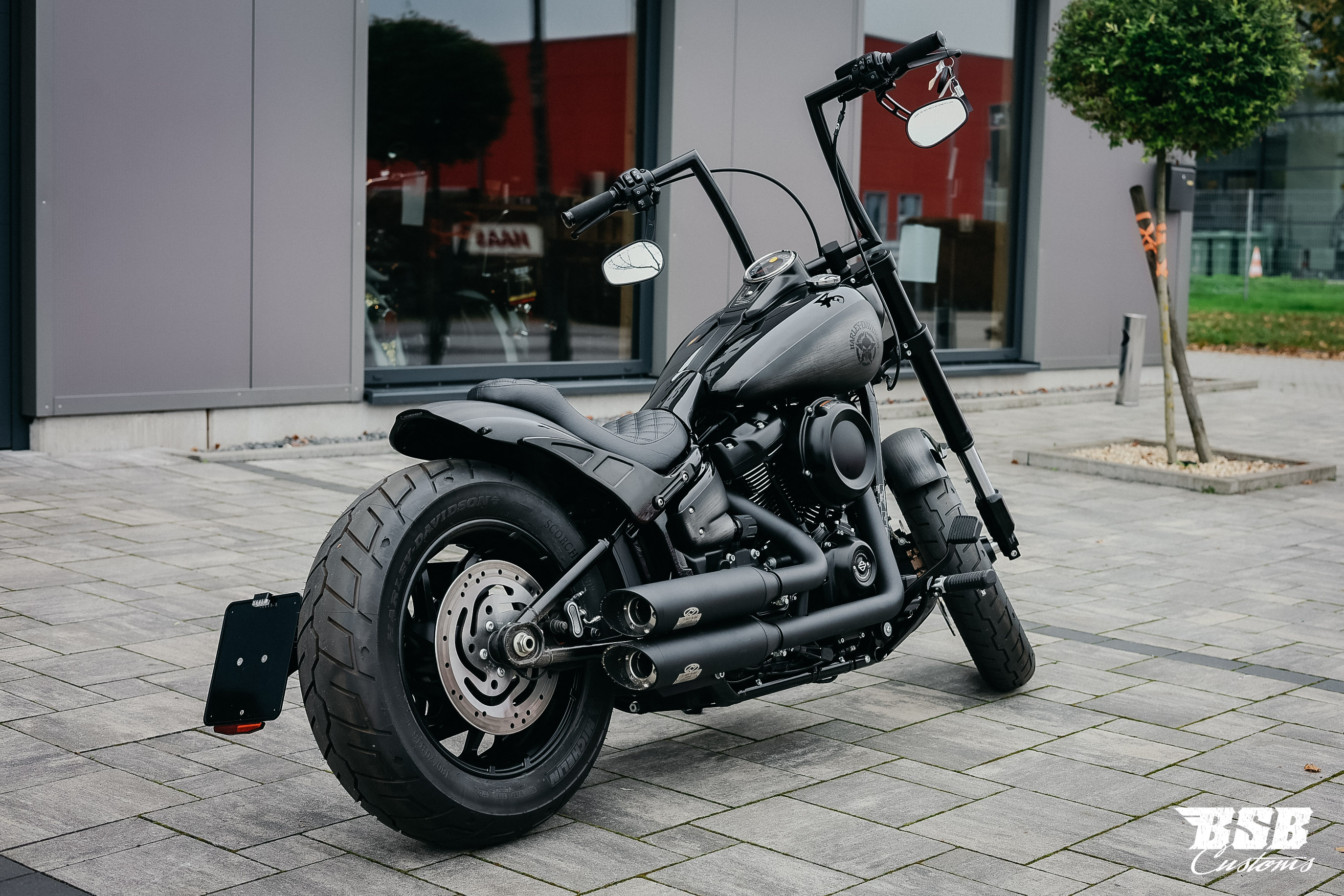 2022 Harley Davidson FLSB SPORT GLIDE  5HD1  ABS erst 460 km  Jekill & Hyde Anlage mit kurzem Krümmer 