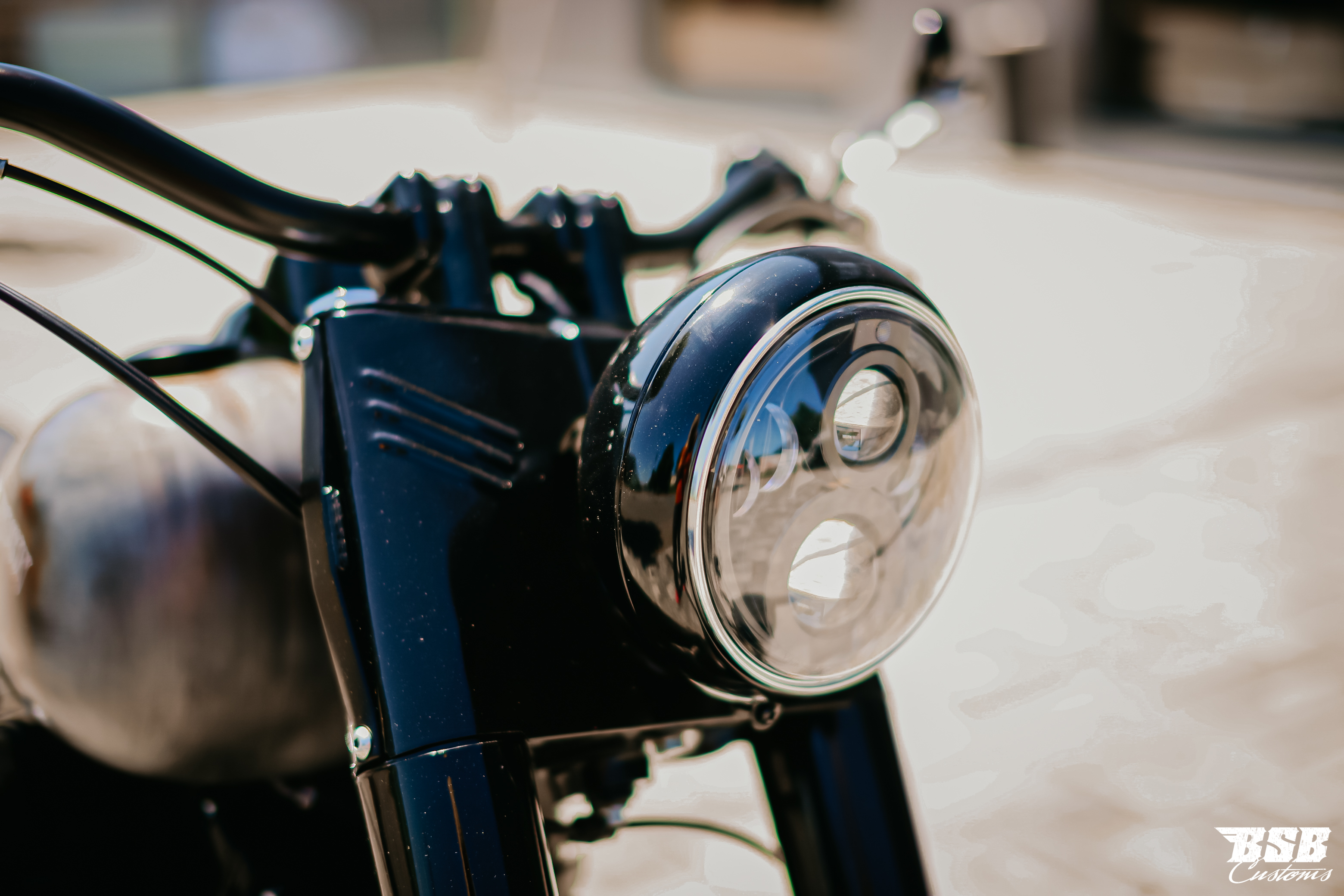 SUPAREE 'Neue Typ 5.75 5 3/4 Zoll LED Scheinwerfer Engel Augen für Halo  Motorrad (ein Jahr Garantie)