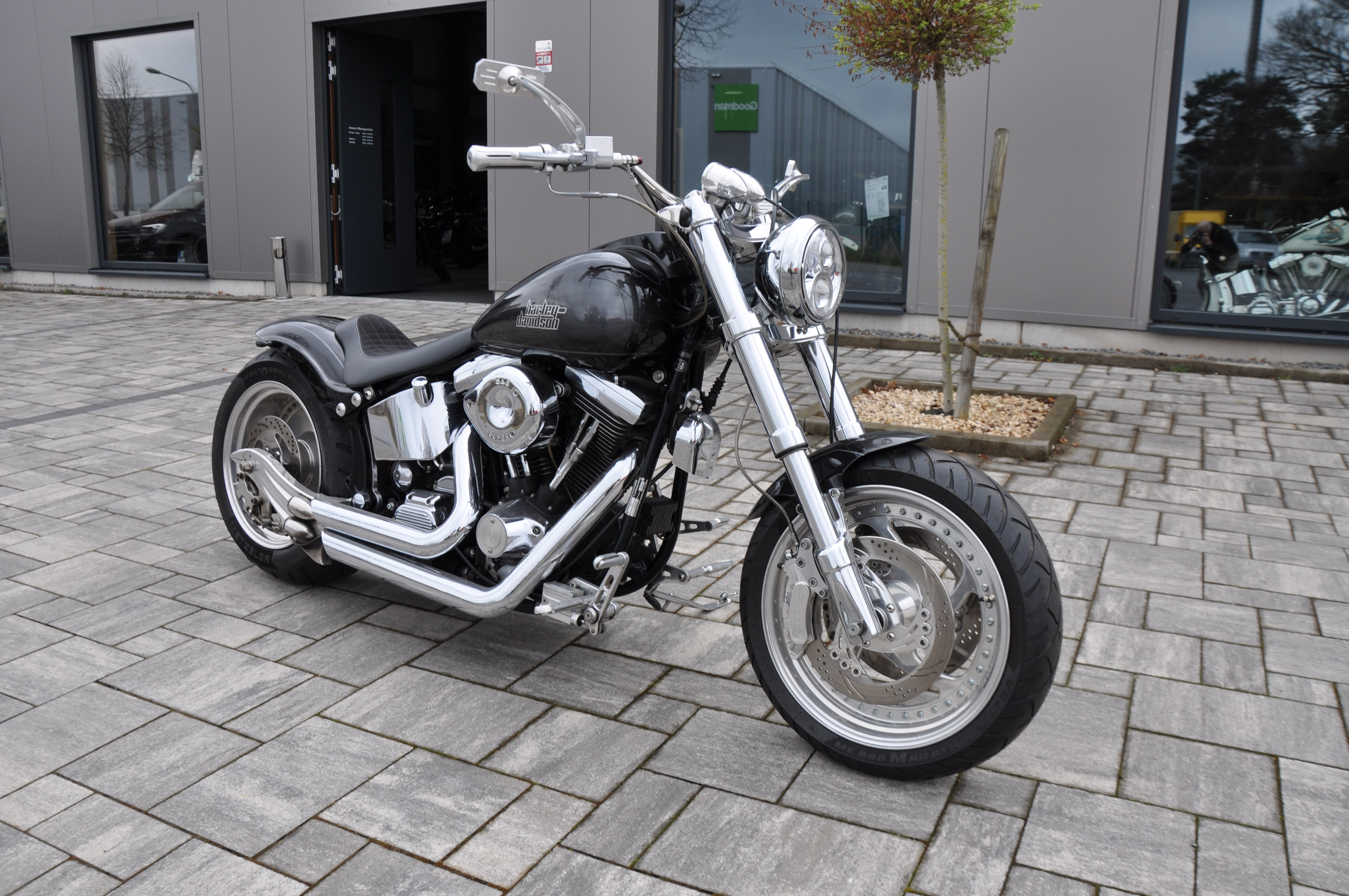 ´95 HD FXST Softail evo 240er Umbau mit edlen Teilen  Finanzierung ab 300,- eur möglich 