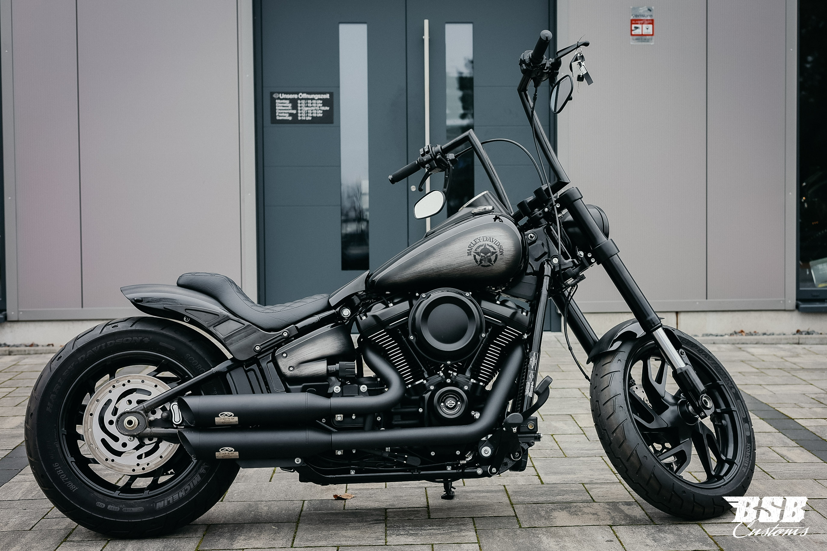 2022 Harley Davidson FLSB SPORT GLIDE  5HD1  ABS erst 460 km  Jekill & Hyde Anlage mit kurzem Krümmer 