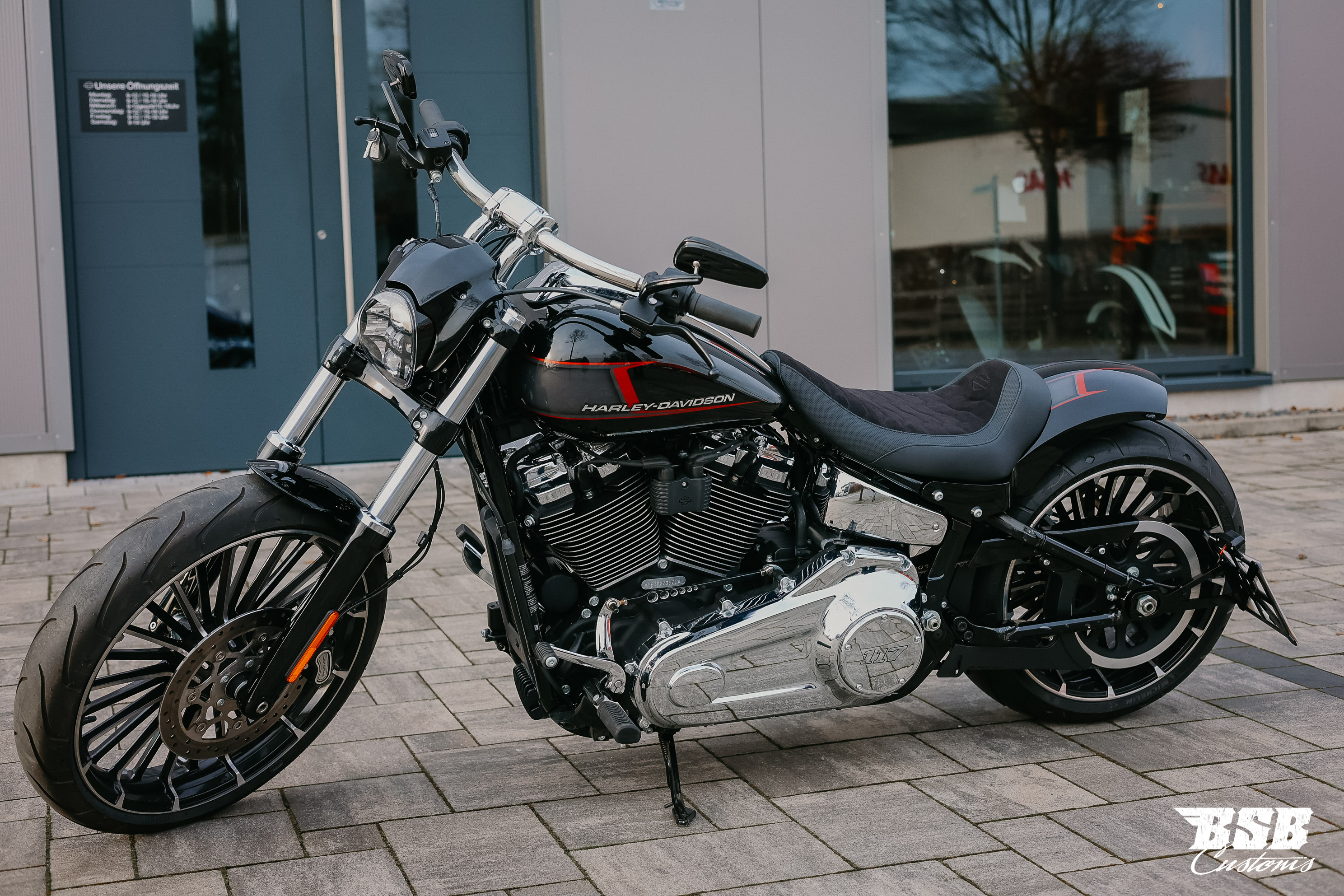 2023 Harley Davidosn FXBR BREAKOUT 117 CUI ABS, mit edlem Umbau + RICK`S FENDER  + 12 Monate Garantie // ab 350 EUR finanzieren*