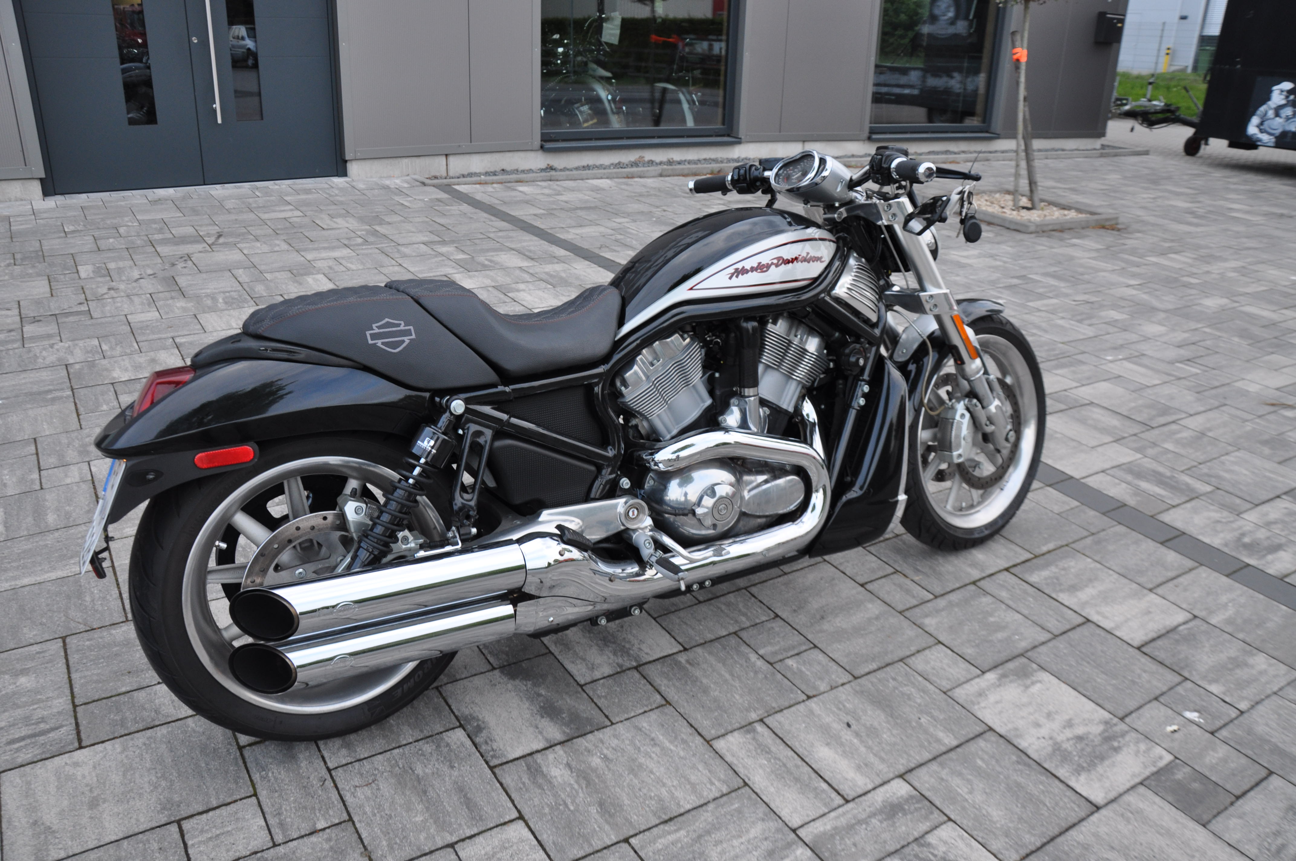 2005 Harley Davidson STREET ROD Finanzierung ohne Anzahlung möglich 