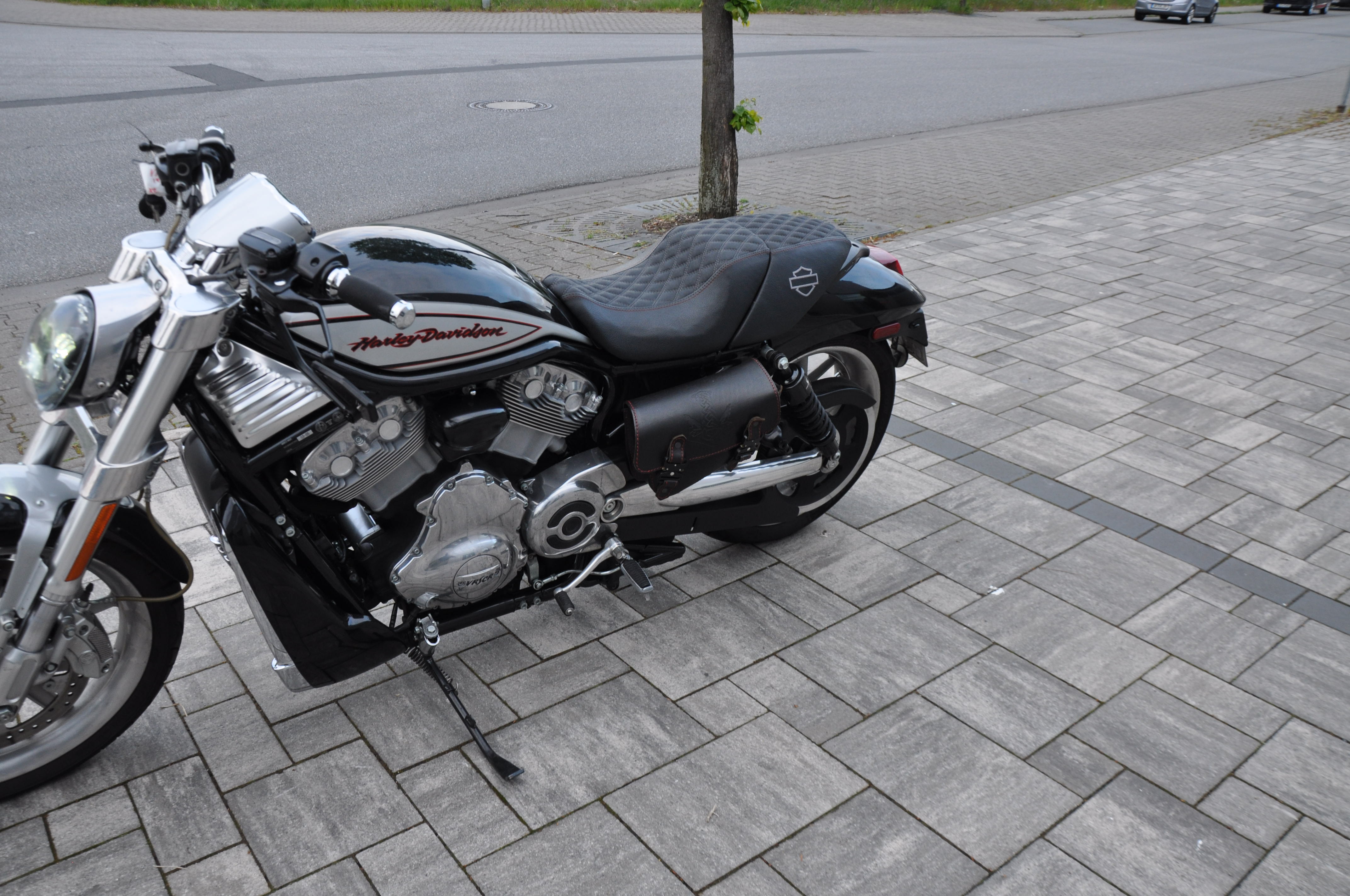 2005 Harley Davidson STREET ROD Finanzierung ohne Anzahlung möglich 