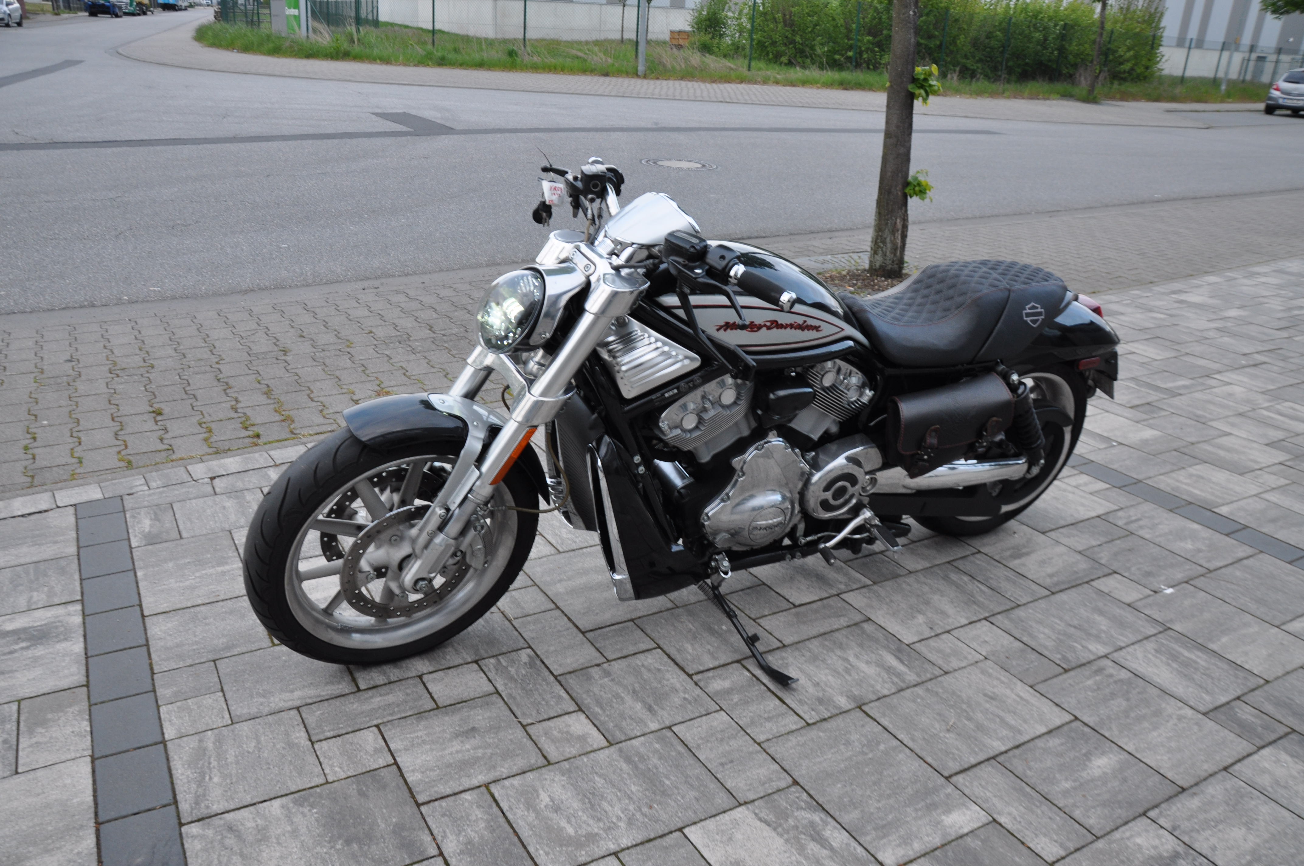 2005 Harley Davidson STREET ROD Finanzierung ohne Anzahlung möglich 