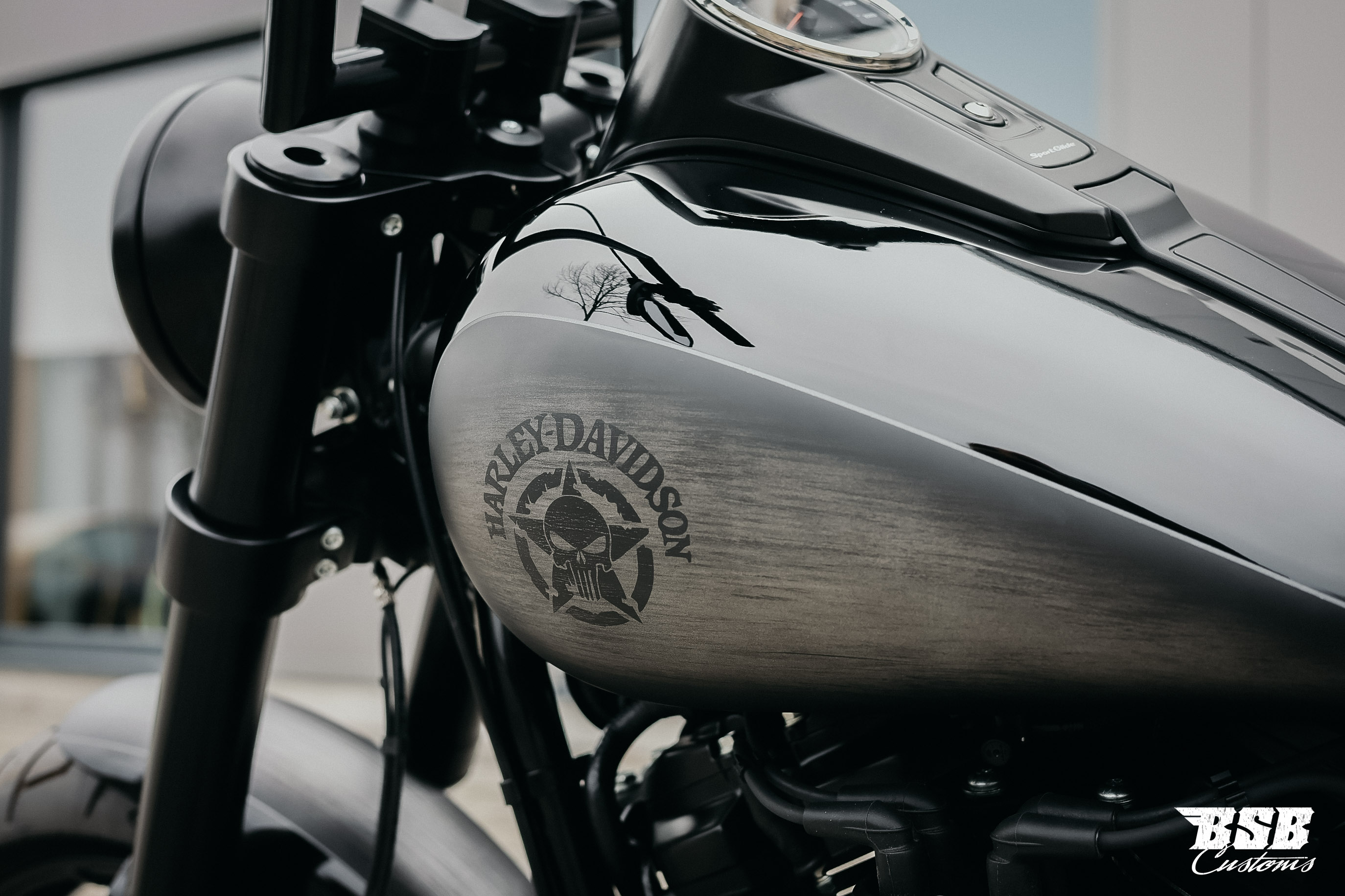 2022 Harley Davidson FLSB SPORT GLIDE  5HD1  ABS erst 460 km  Jekill & Hyde Anlage mit kurzem Krümmer 