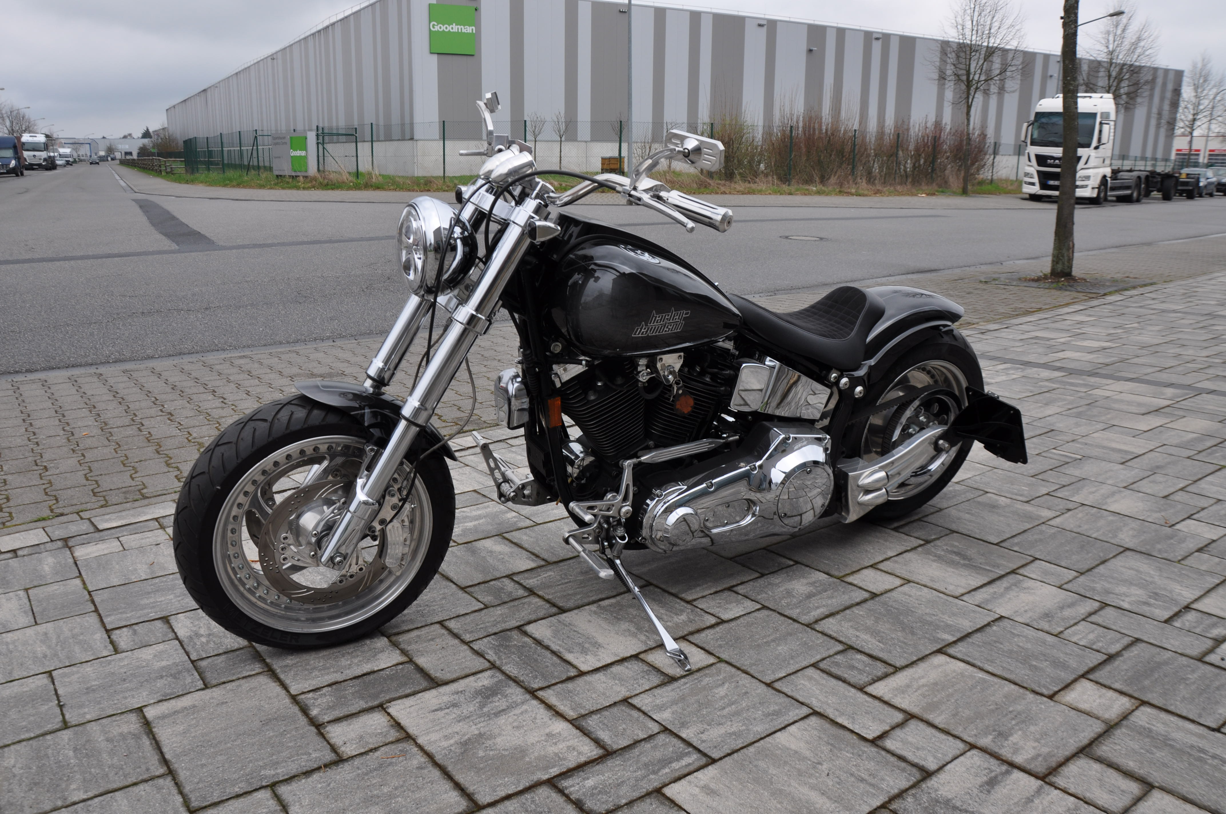 ´95 HD FXST Softail evo 240er Umbau mit edlen Teilen  Finanzierung ab 300,- eur möglich 