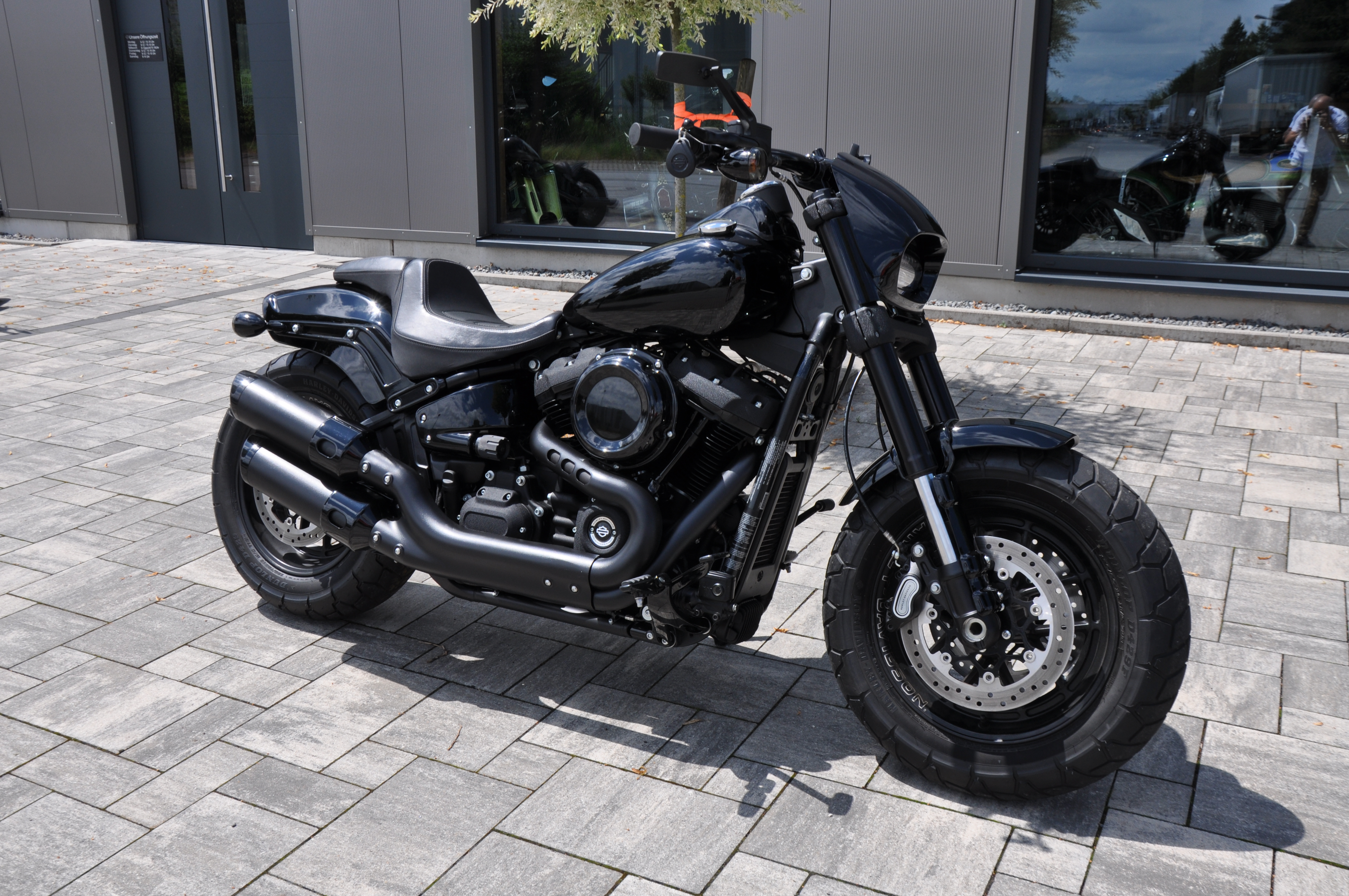 2018 Harley Davidson FXFB FAT BOB "Black Edition" / Jekill & Hyde  Anlage  //  TOP ZUSTAND // Finanzierung möglich  