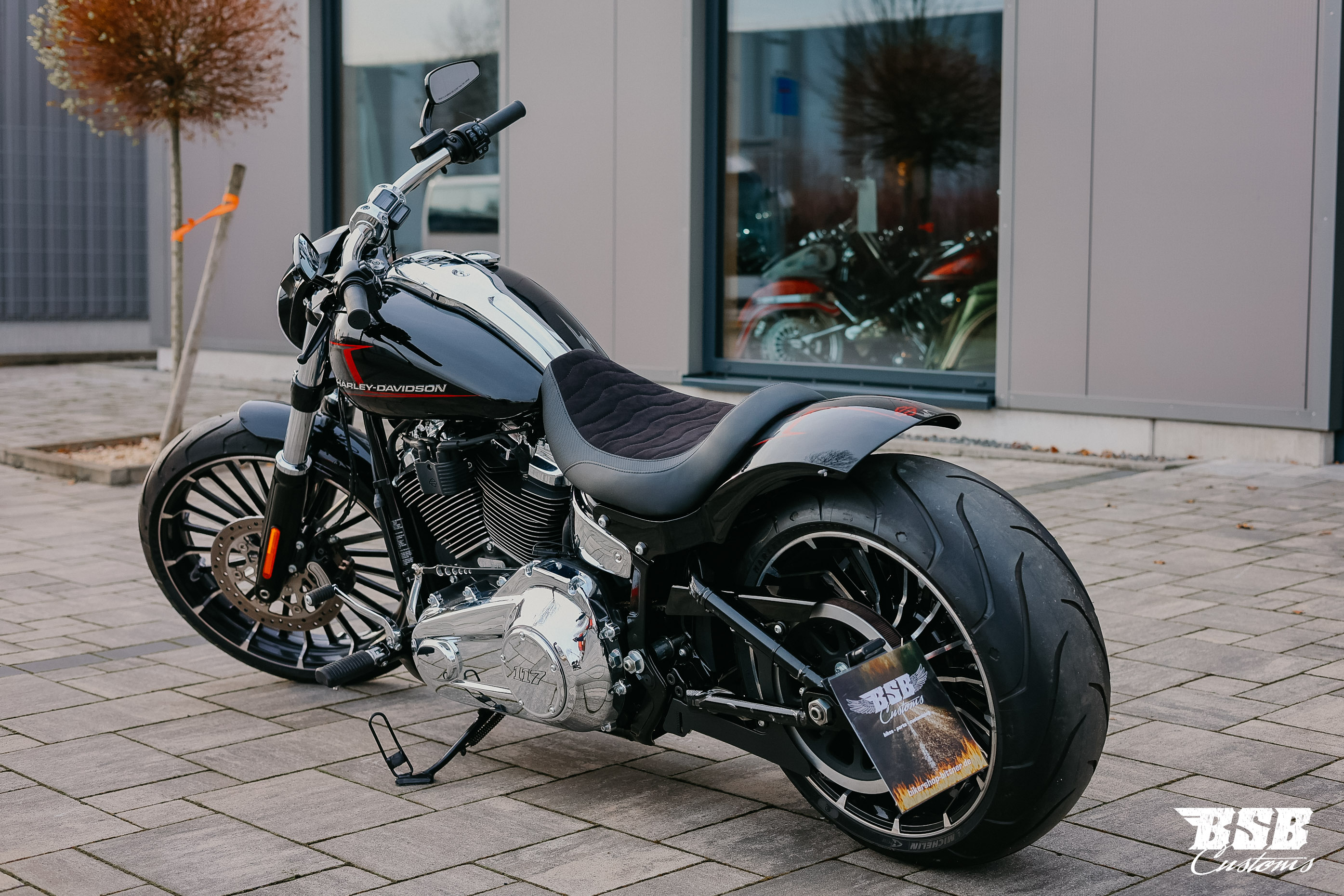 2023 Harley Davidosn FXBR BREAKOUT 117 CUI ABS, mit edlem Umbau + RICK`S FENDER  + 12 Monate Garantie // ab 350 EUR finanzieren*