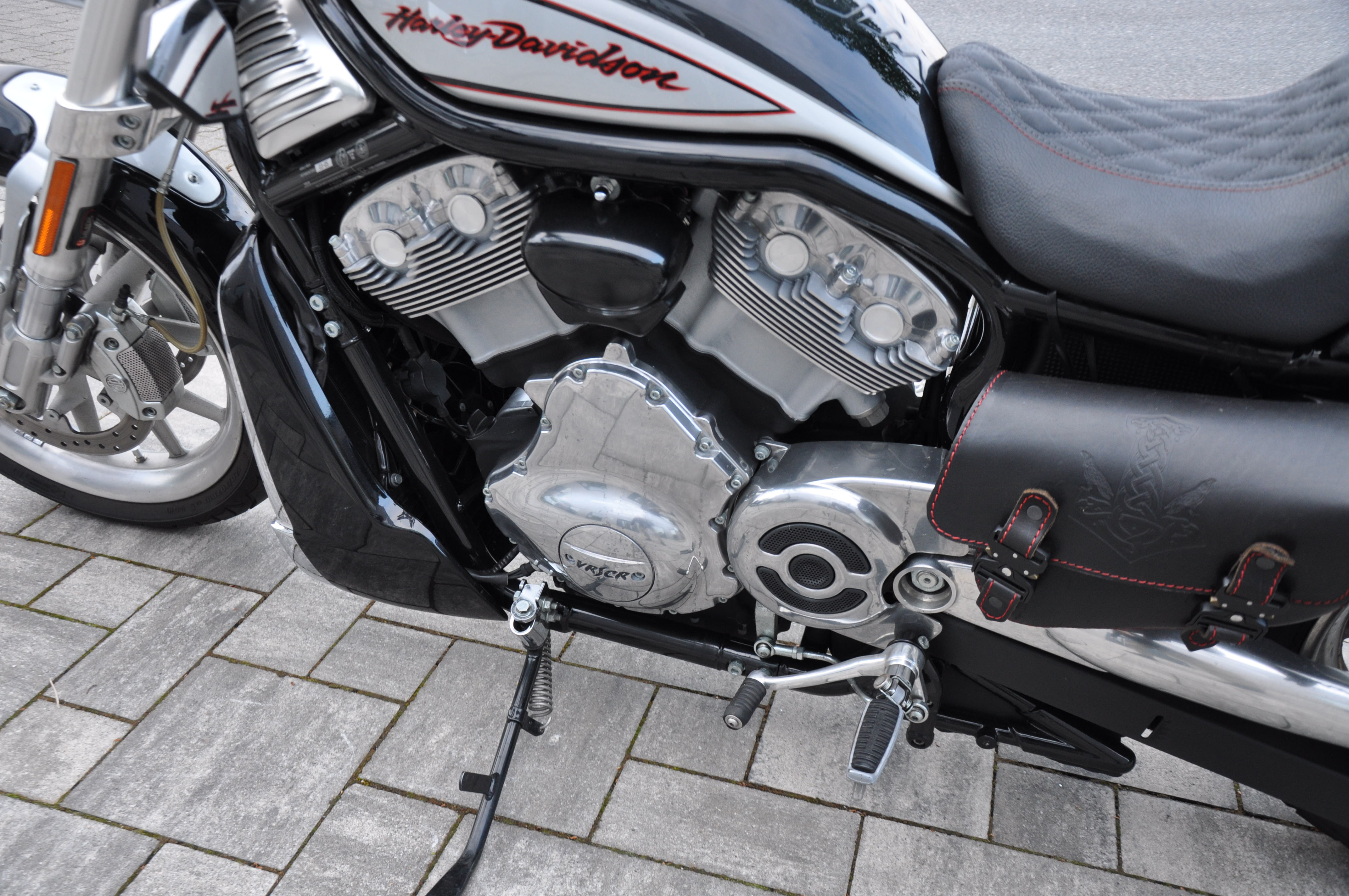 2005 Harley Davidson STREET ROD Finanzierung ohne Anzahlung möglich 