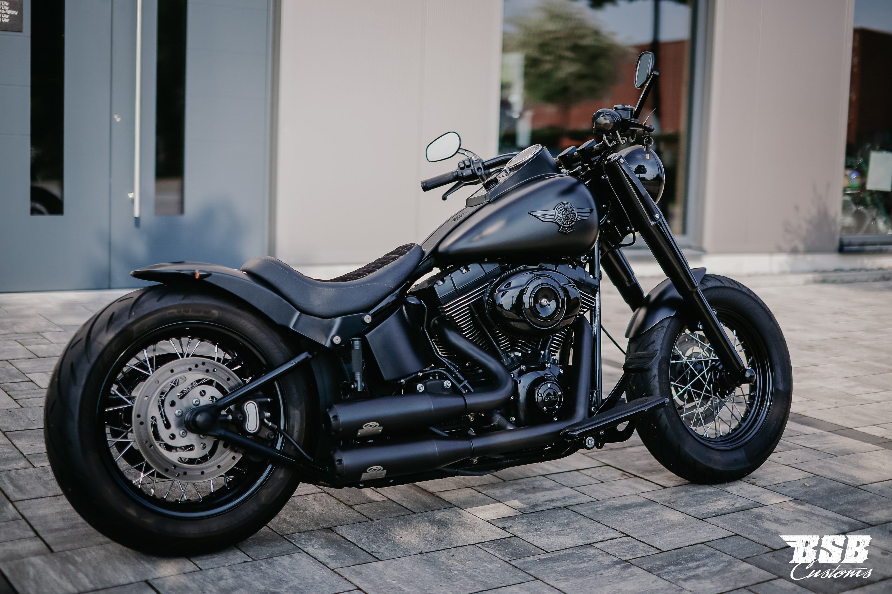 2013 Harley Davidson FAT BOY  // dezenter UMBAU //  Jekill & Hyde Anlage / viele Extras // Finanzierung möglich   