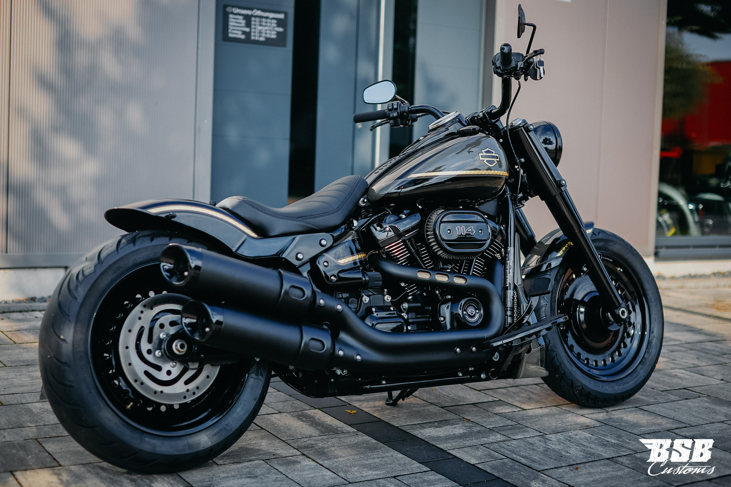 2018 Harley Davidson HERITAGE 114 CUI ///  JEKILL Anlage / Mega Airbrush Lackierung / Garantie + Finanzierung 